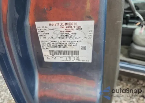 2005 Ford Escape Xlt z USA, uszkodzony, nr VIN 1FMYU93185KC22213